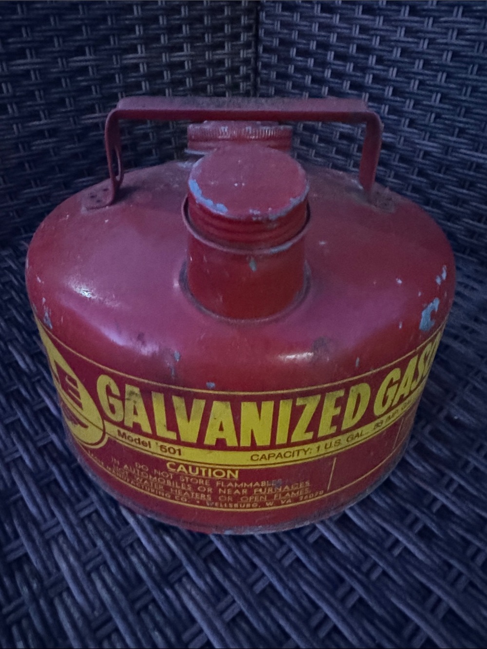 Vintage 1 Gal Eagle Red Metal Fuel Canister
